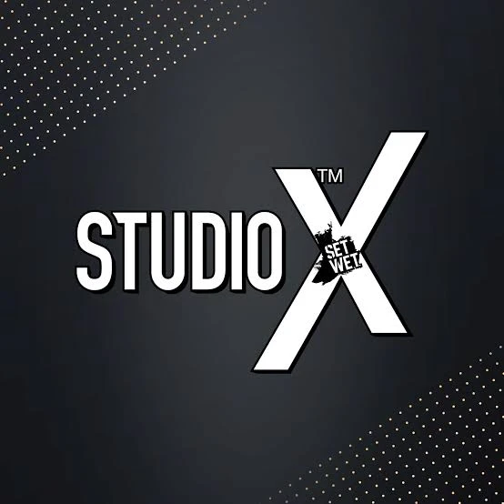 STUDIO X